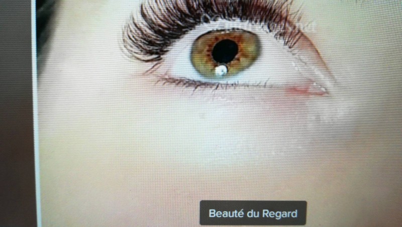 Sublimez votre regard par une extension de cils par un professionnel Roquebrune-sur-Argens Beauté du regard