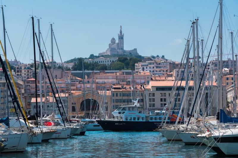 Devis rapide pour débarras soigné de votre appartement à Marseille avec Debarras Provence